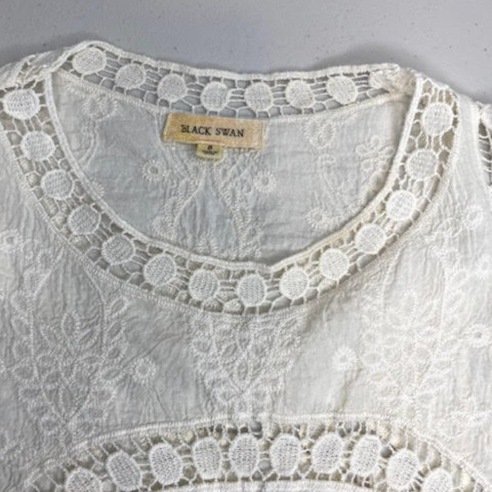 Black Swan Cream Lace Crop Top | Women Size 8 - Picture 5 of 6